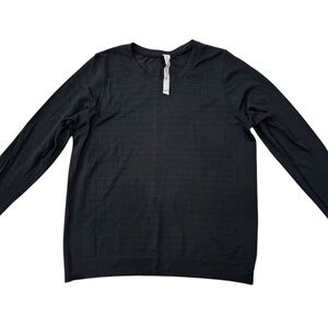 Lululemon long sleeve athletic top